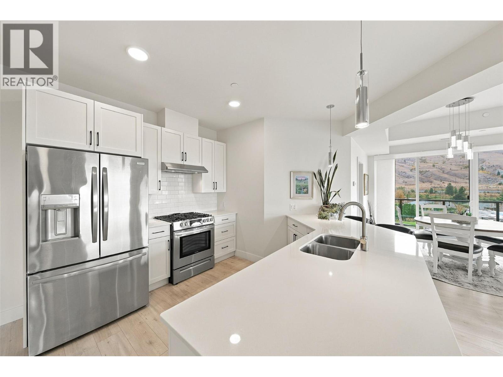 #302 651 DUNES Drive - 9