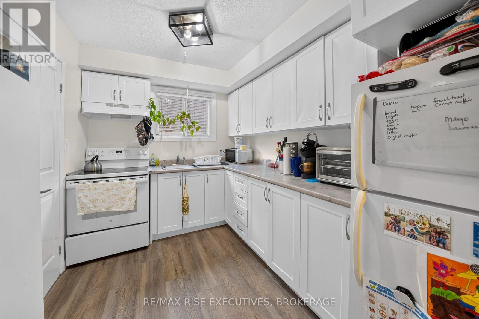 33 MONTGOMERY BOULEVARD - 18