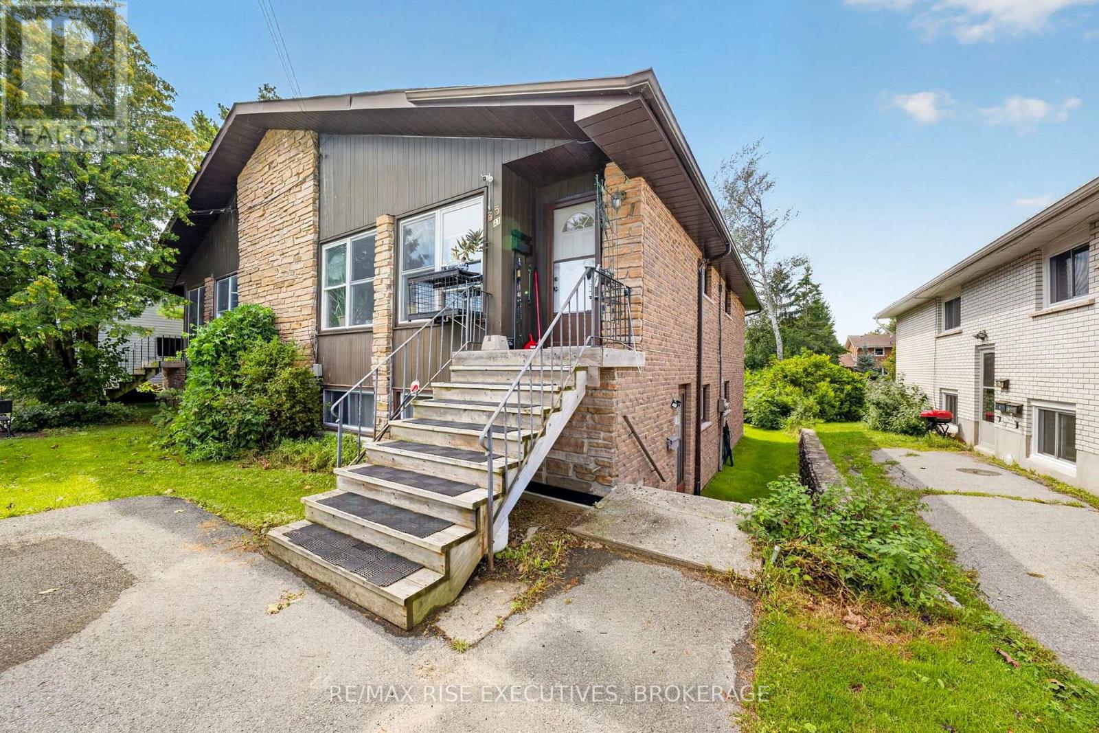 33 MONTGOMERY BOULEVARD - Image 3