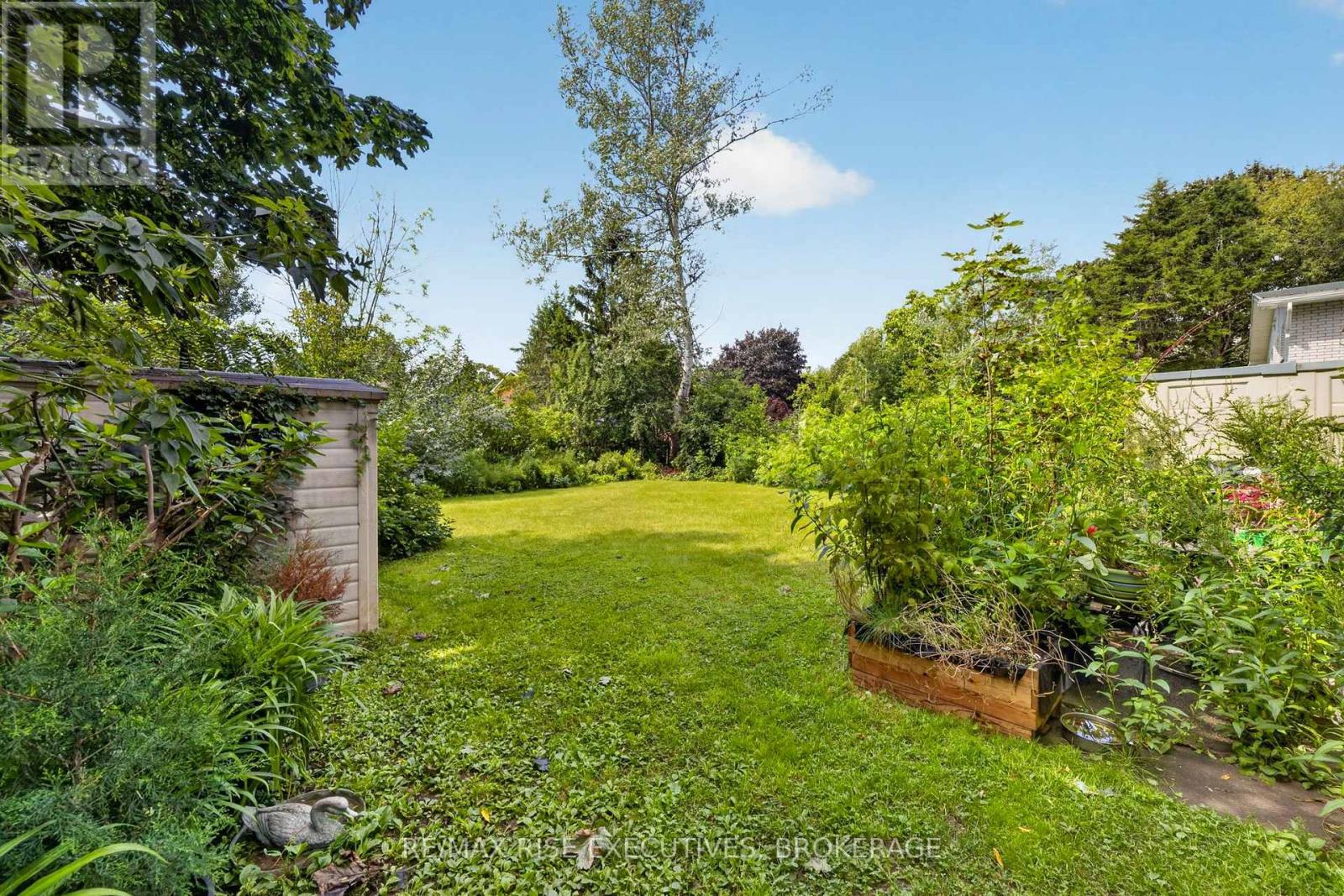 33 MONTGOMERY BOULEVARD - 46