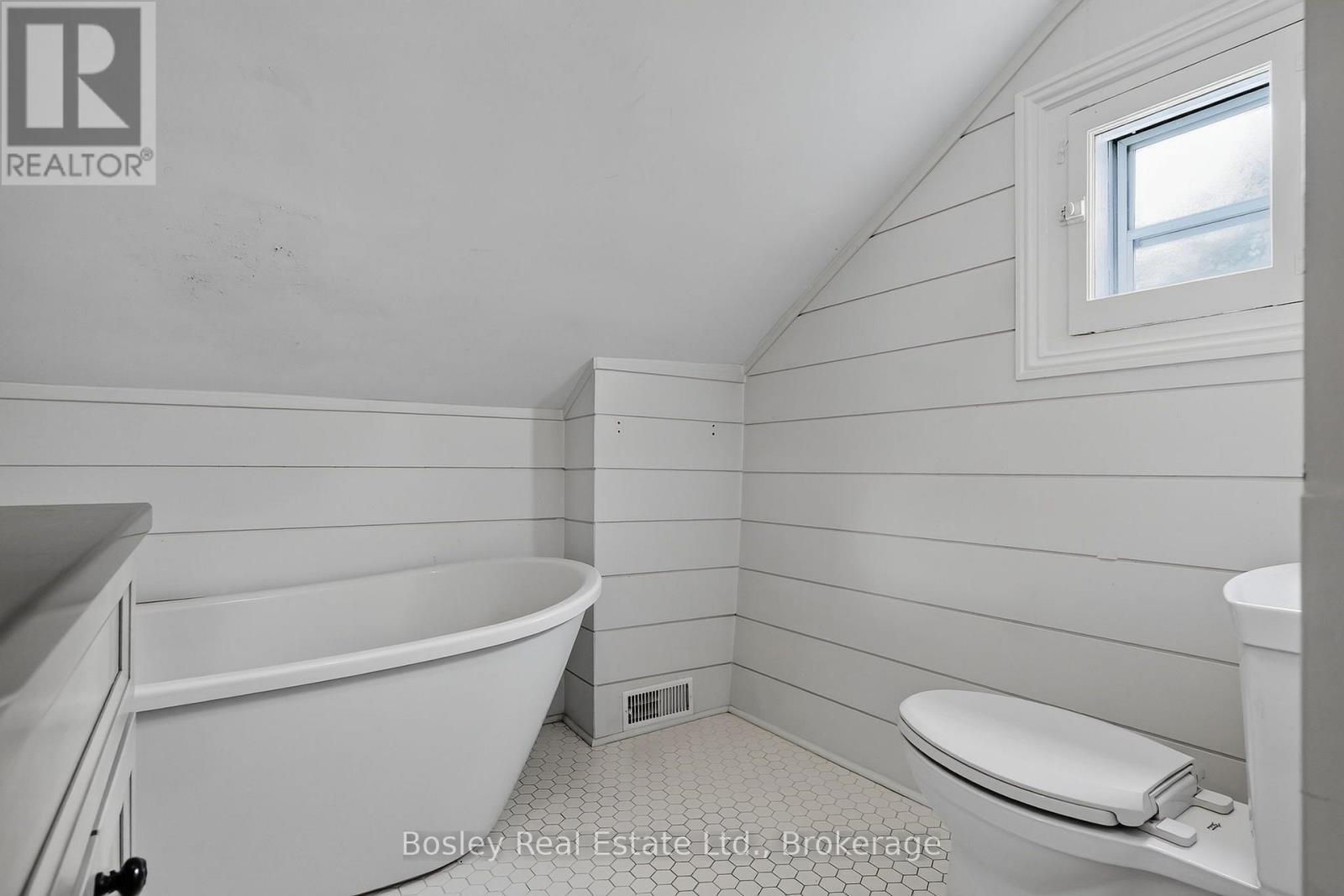 86 CHARLES STREET - Image 25