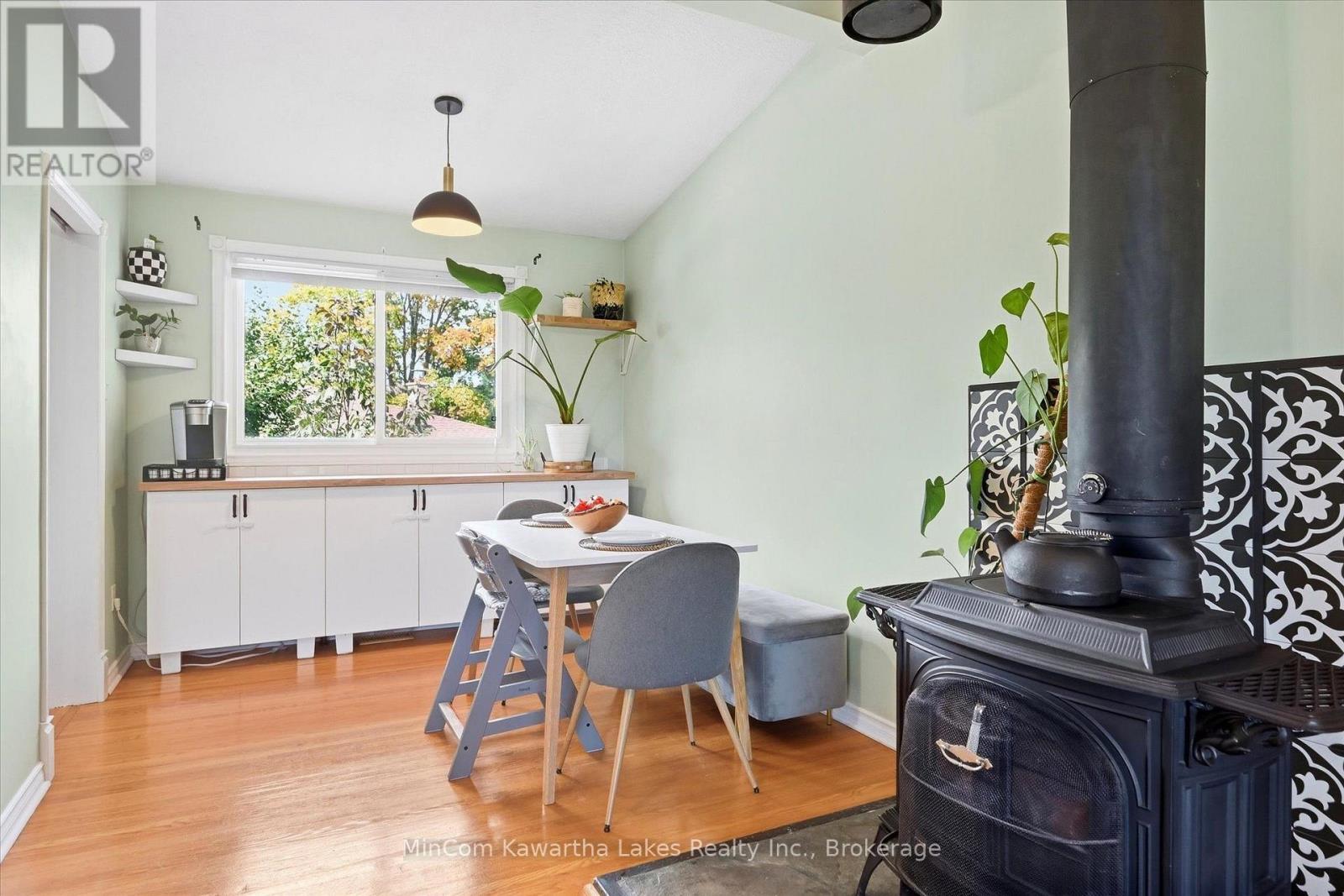 472 HIGHLAND ROAD - 10