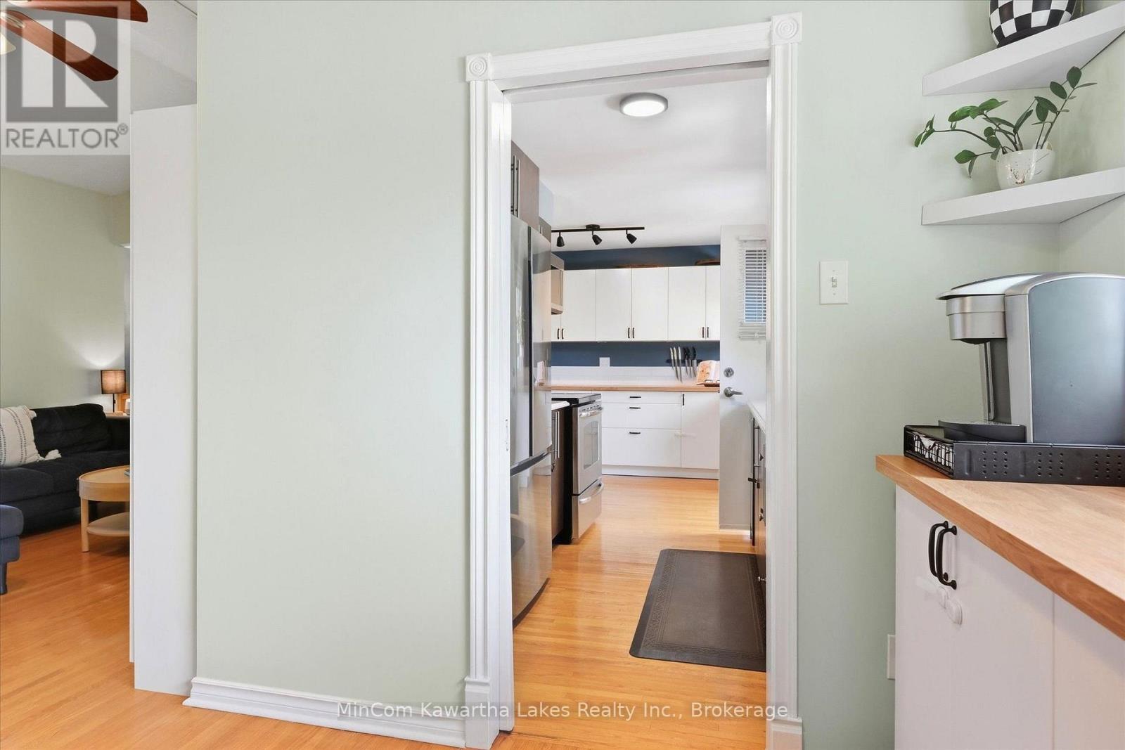 472 HIGHLAND ROAD - 13
