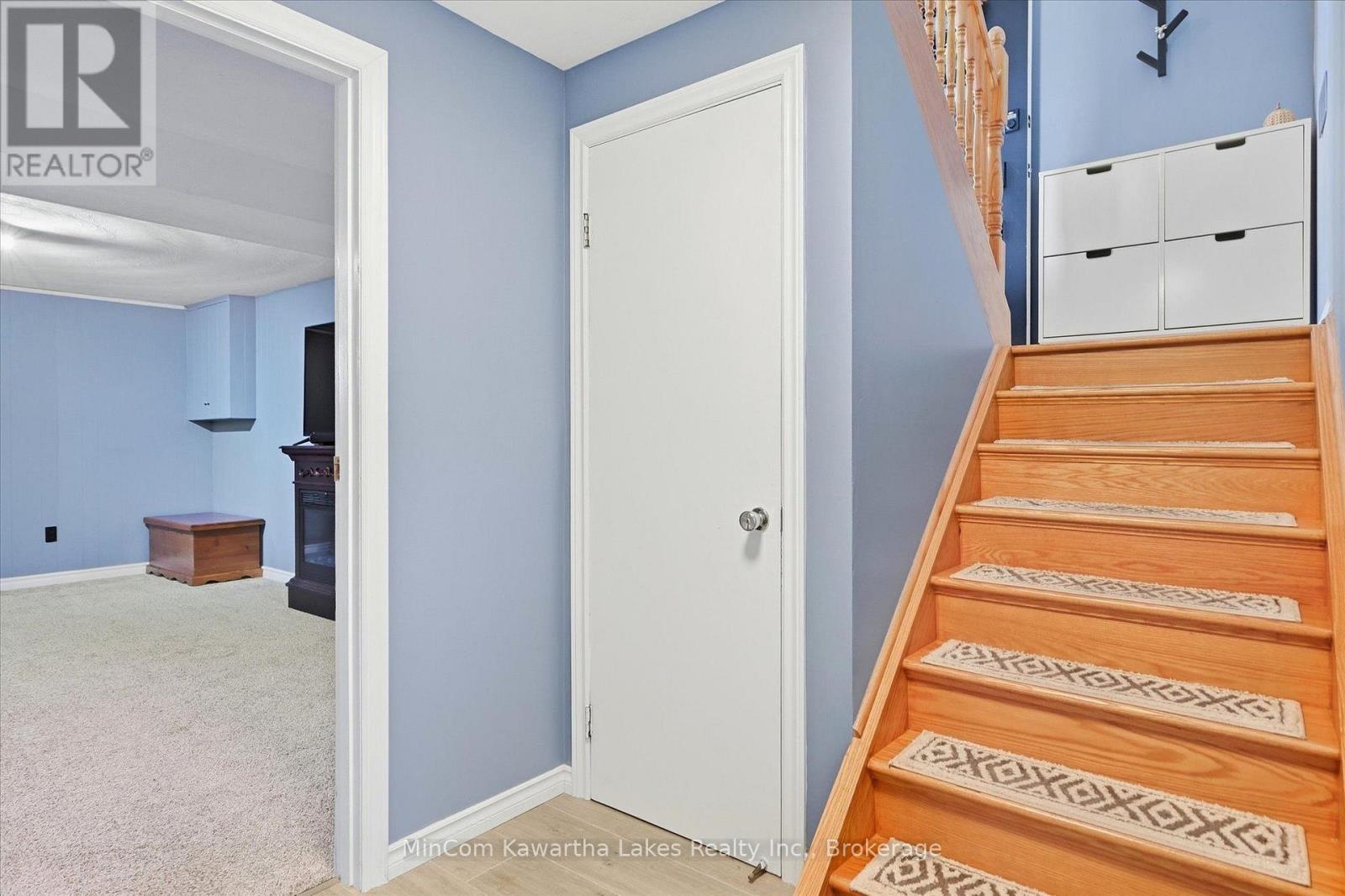 472 HIGHLAND ROAD - 32