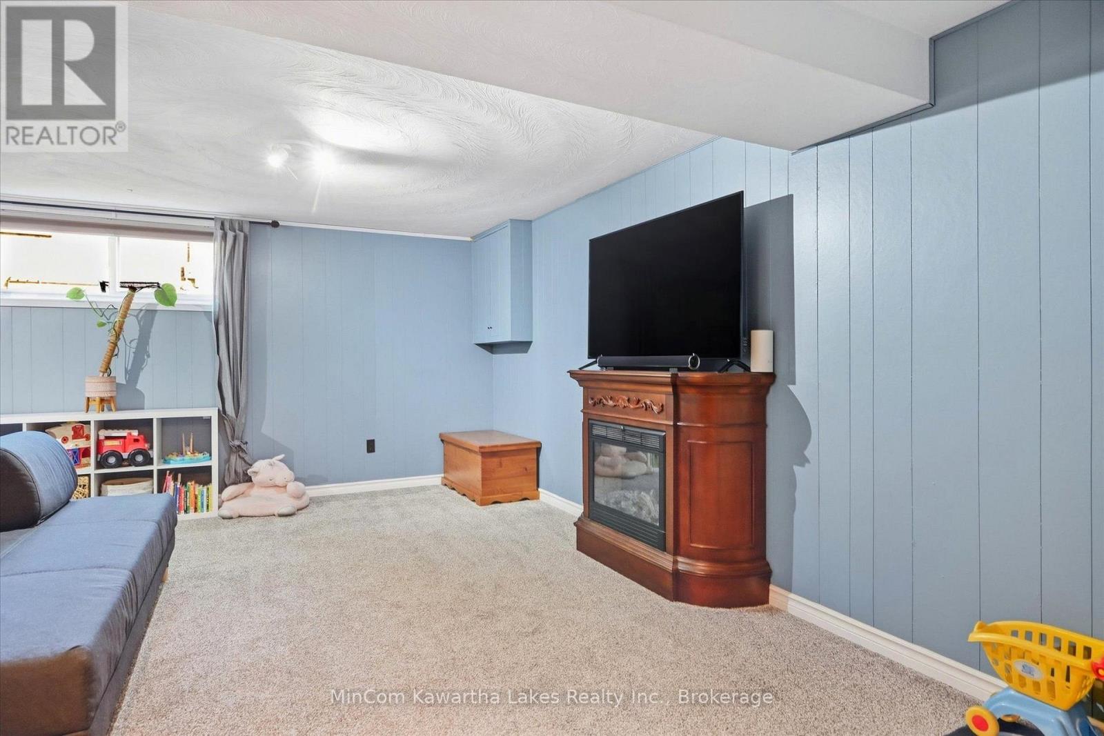 472 HIGHLAND ROAD - 33