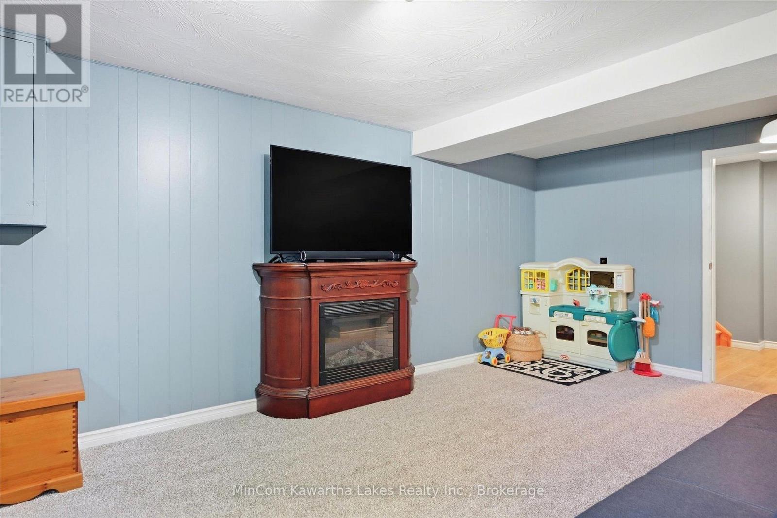 472 HIGHLAND ROAD - Image 34