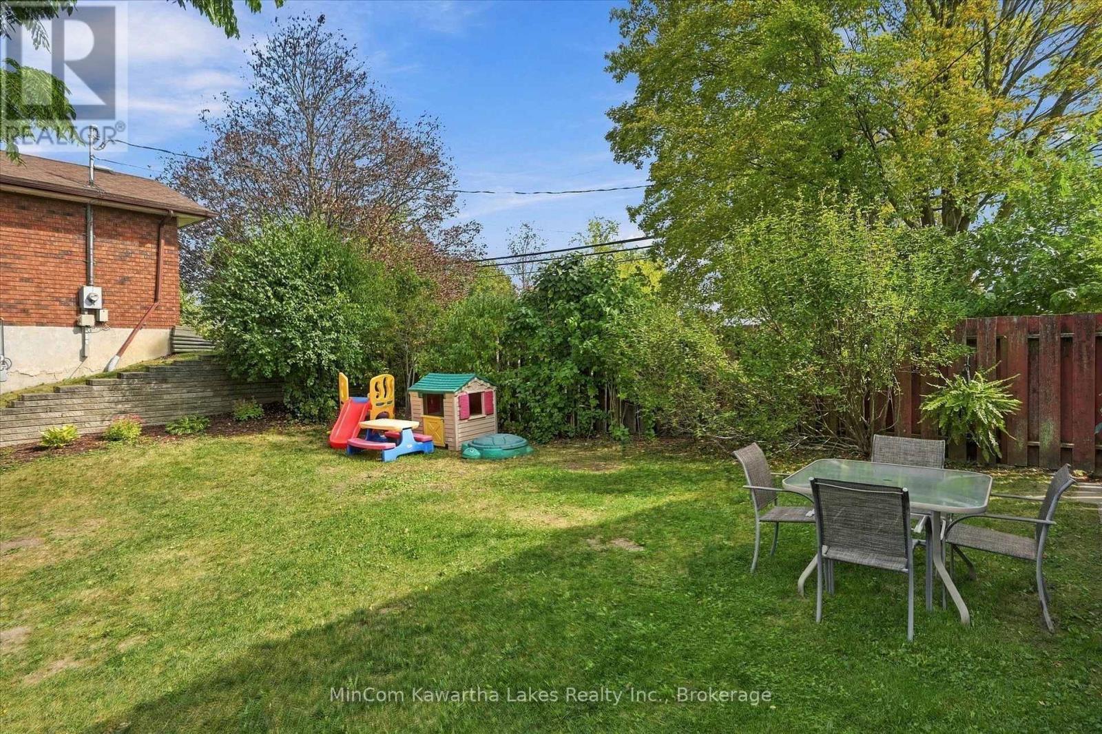 472 HIGHLAND ROAD - 48