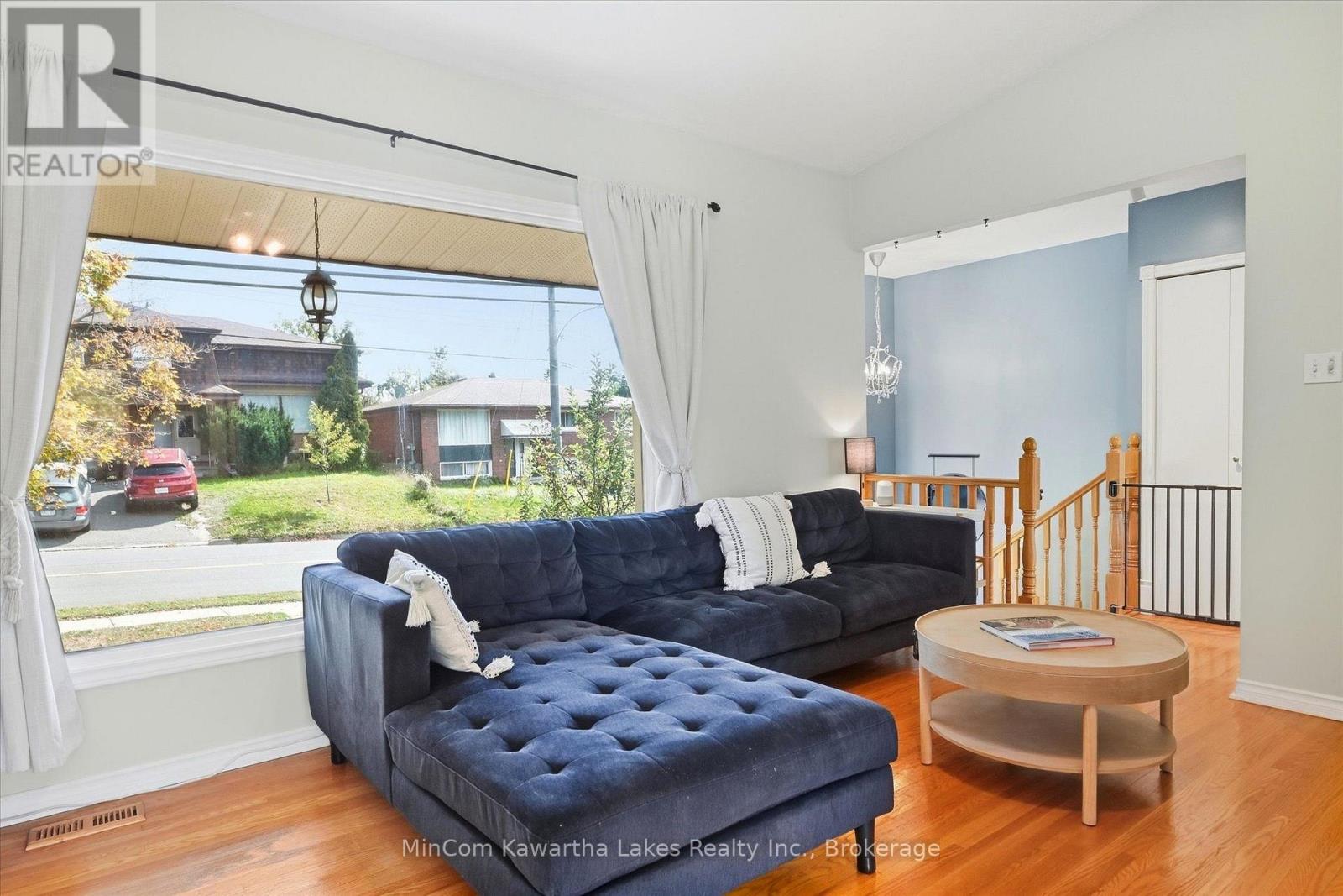 472 HIGHLAND ROAD - 7