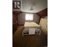 302 & 304 Livingstone Road, Pelly, SK S0A2Z0 Photo 13
