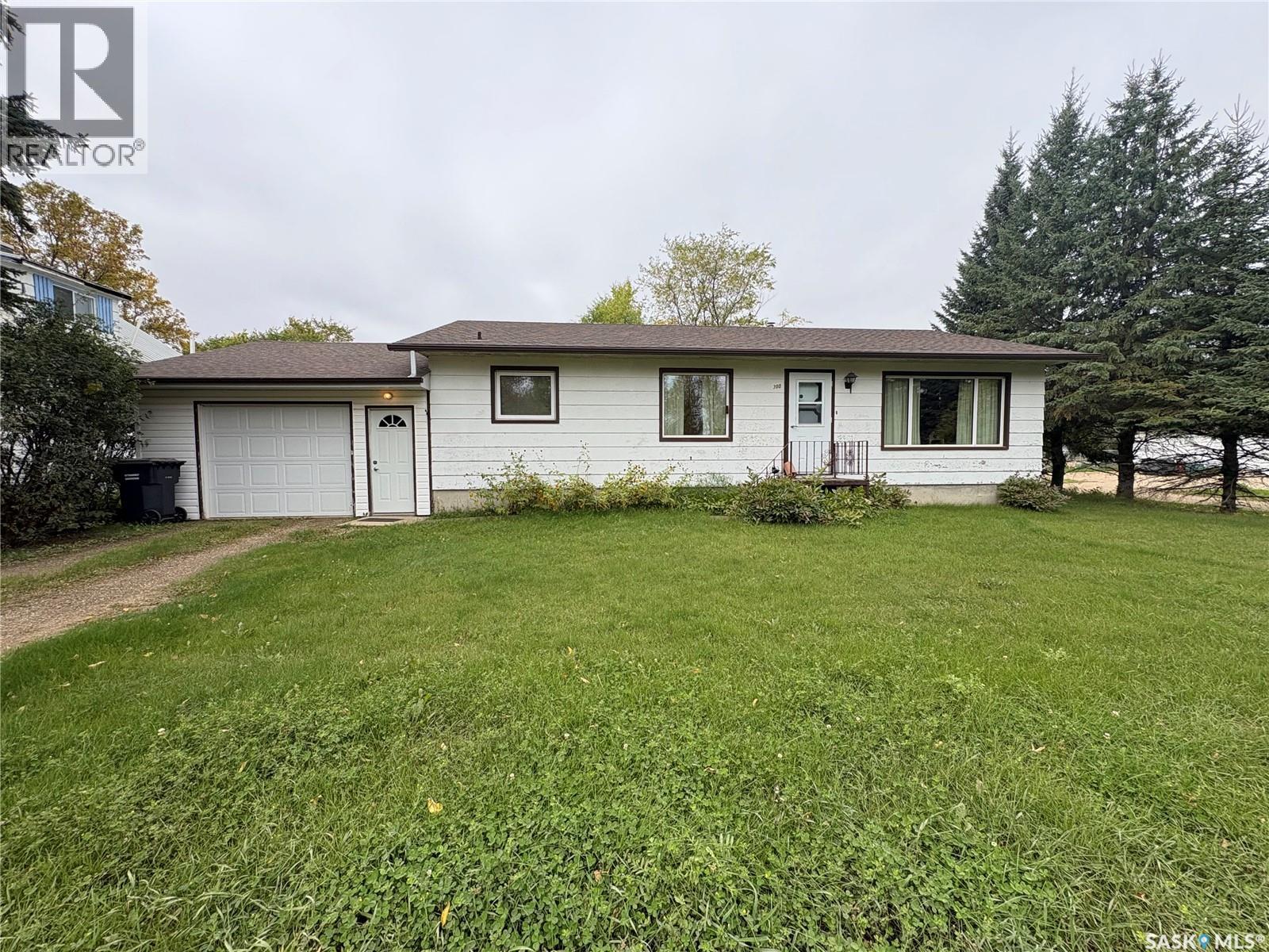 300 Livingstone Road, Pelly