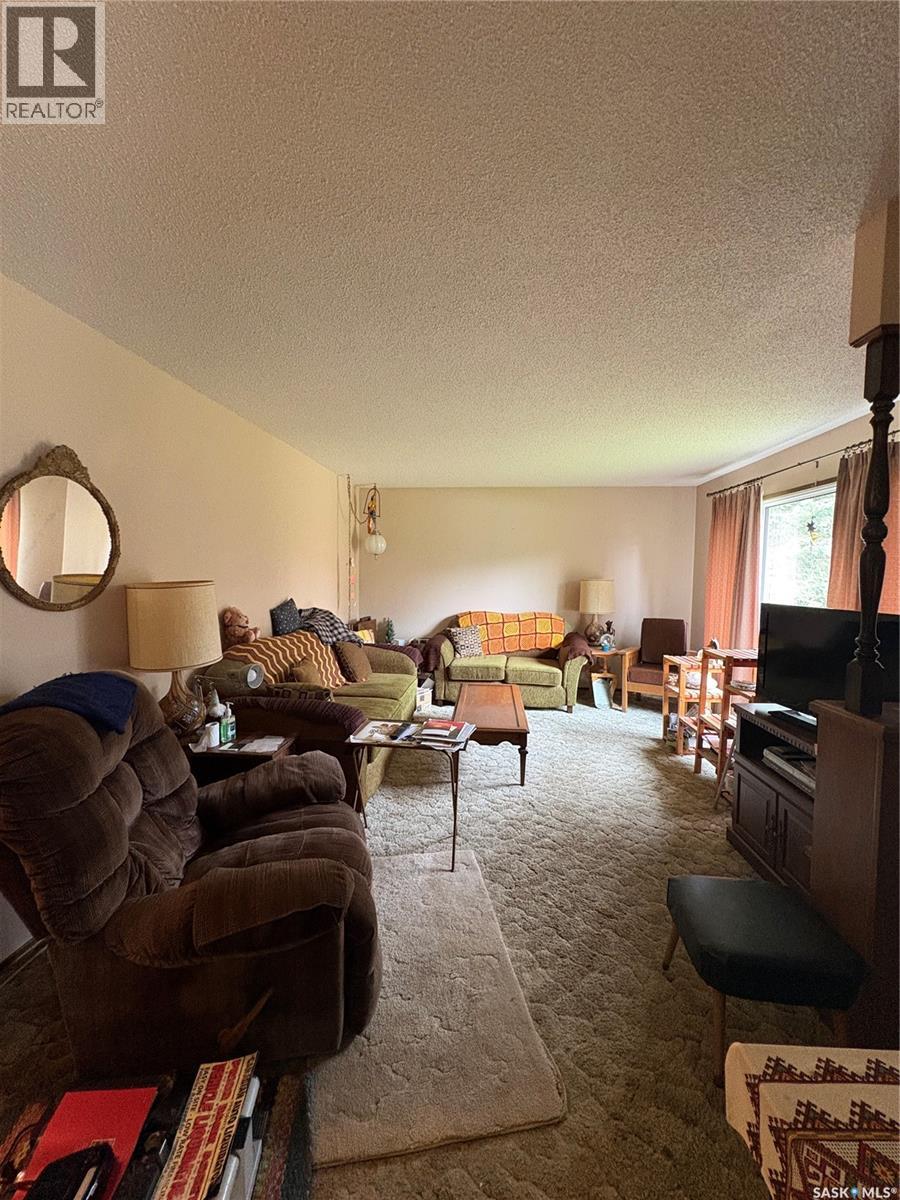 300 Livingstone Road - 7