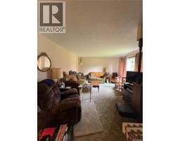 4pc Bathroom - 300 Livingstone Road, Pelly, SK S0A2Z0 Photo 7