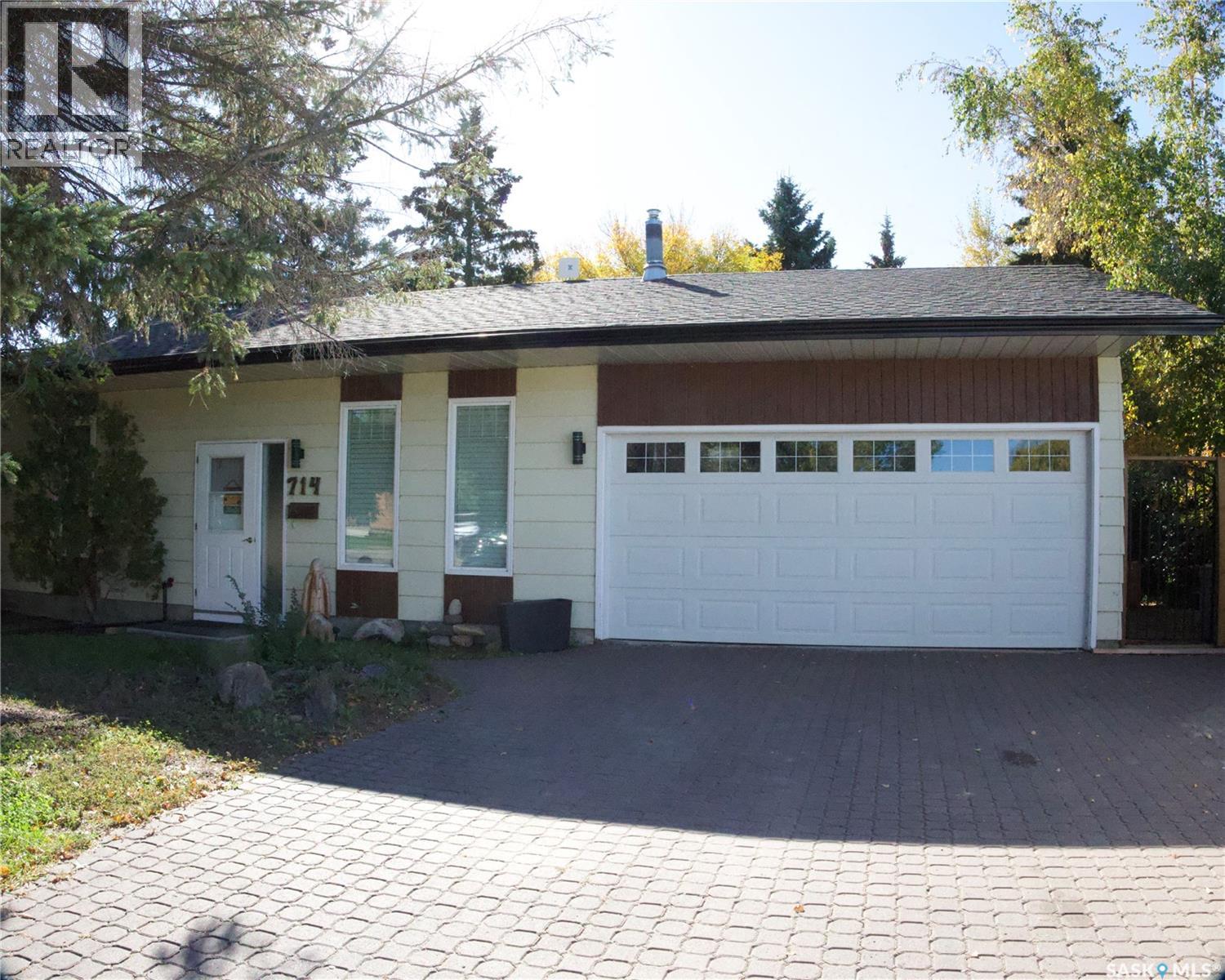 714 4th STREET S, Martensville