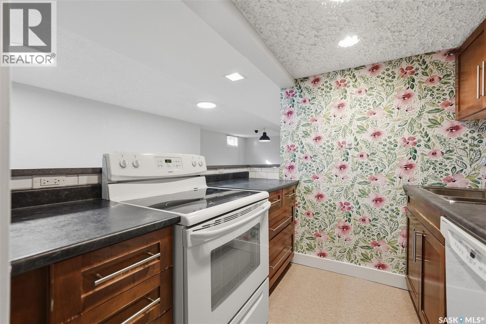 431 Adelaide STREET E - 22