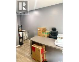 34 Sixth Avenue N, Yorkton, SK S3N0X5 Photo 8