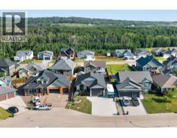 11212 114 Avenue, Fort St  John, BC V1J0R5 Photo 32
