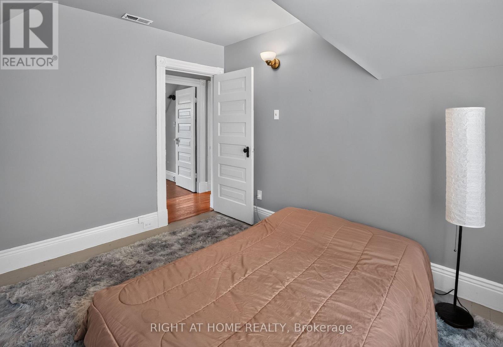 46 WEST AVENUE W - 20