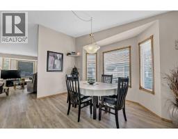 Bedroom - 33 Park Meadows Drive Se, Medicine Hat, AB T1B4C3 Photo 10