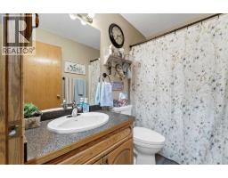 33 Park Meadows Drive Se, Medicine Hat, AB T1B4C3 Photo 21