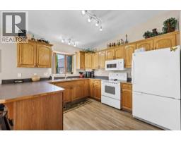Storage - 33 Park Meadows Drive Se, Medicine Hat, AB T1B4C3 Photo 14