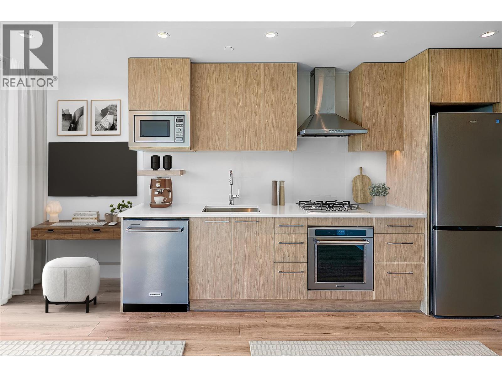 #609 3051 Abbott Street - 3