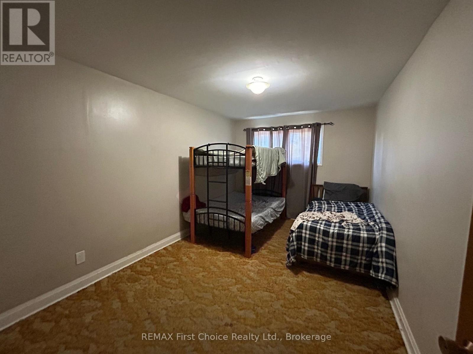 344 CORNWALL AVENUE - 10
