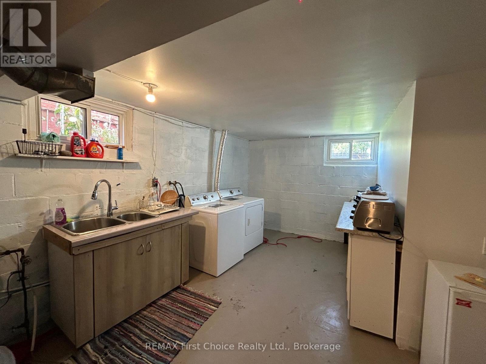 344 CORNWALL AVENUE - 15