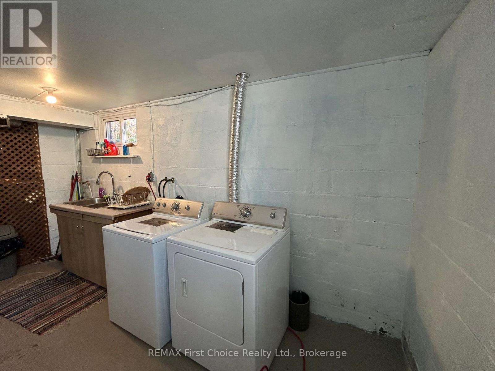344 CORNWALL AVENUE - 16