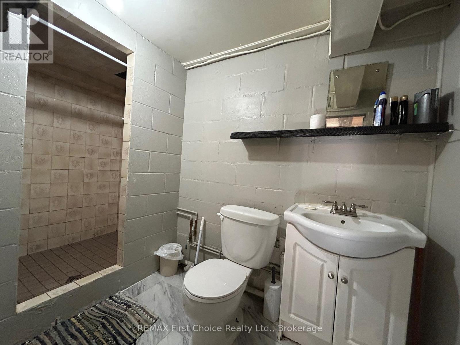344 CORNWALL AVENUE - 20