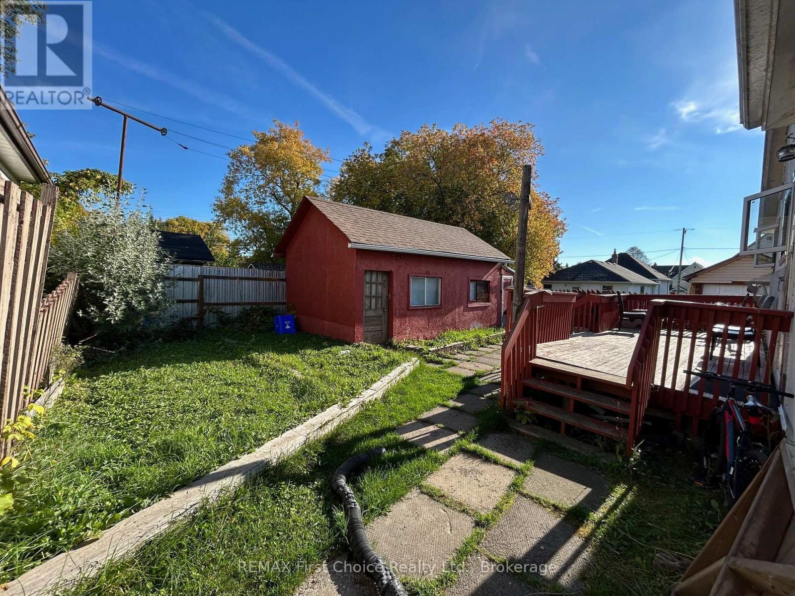 344 CORNWALL AVENUE - 22