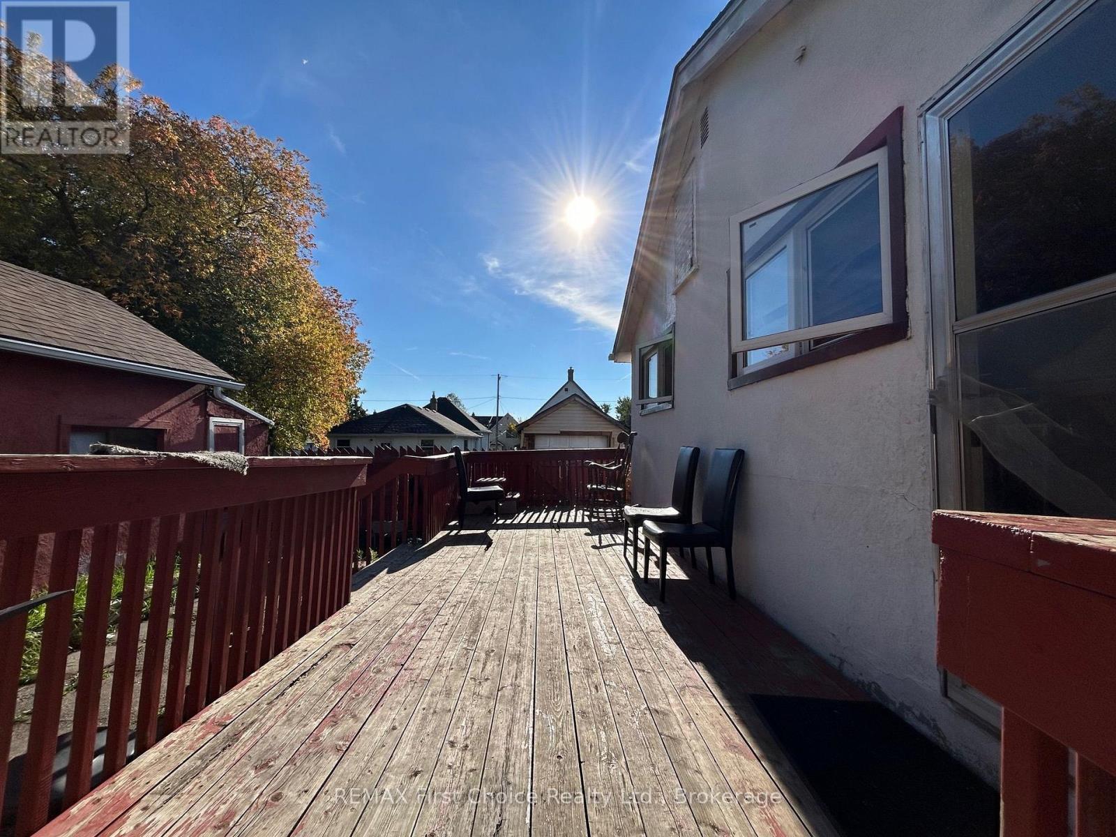 344 CORNWALL AVENUE - 5