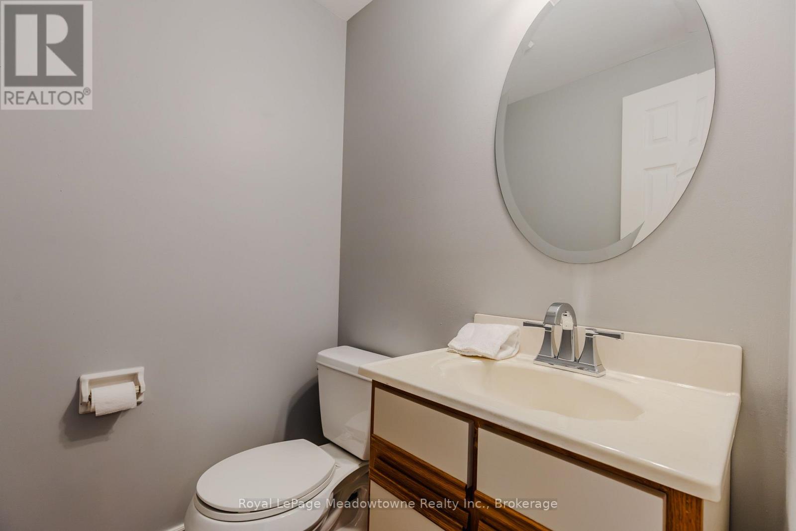 902 LAURIER AVENUE - 20