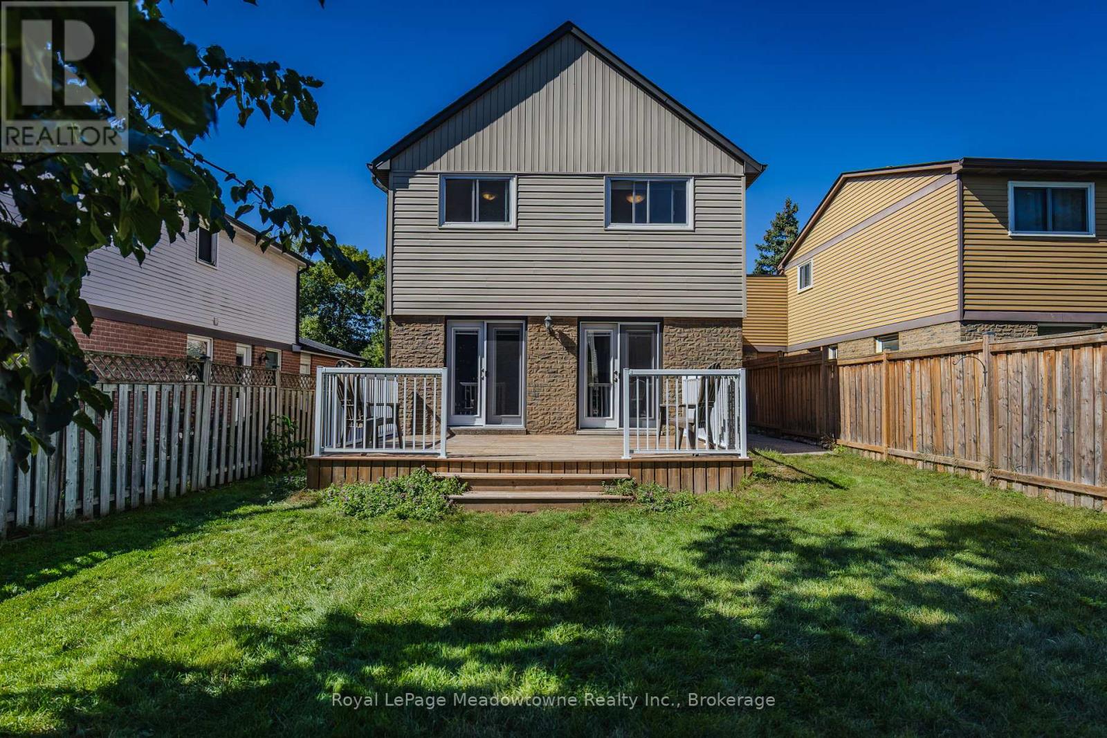 902 LAURIER AVENUE - 34