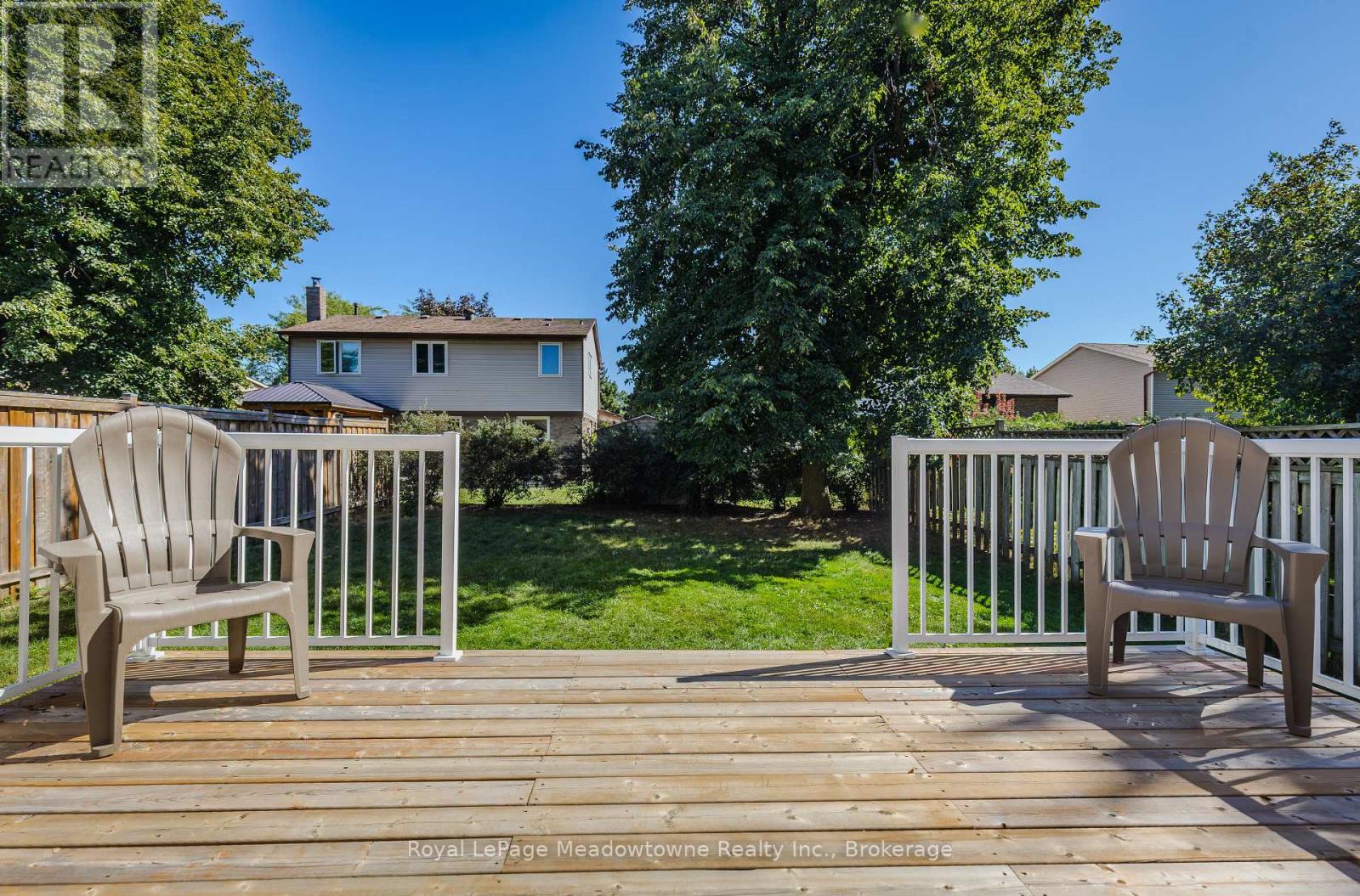 902 LAURIER AVENUE - 37
