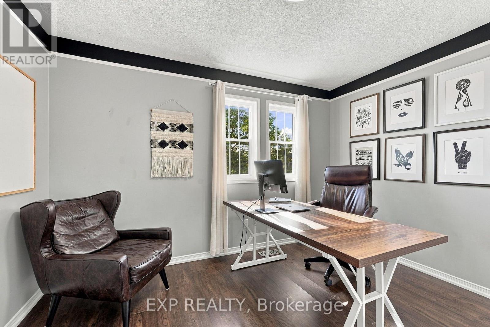 48 THACKERY DRIVE - 22