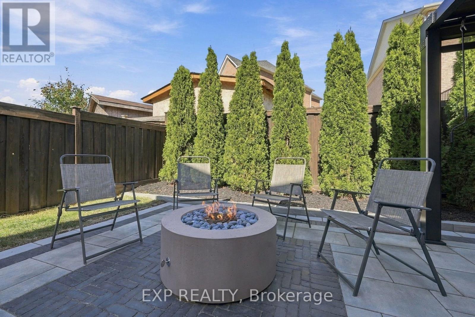 48 THACKERY DRIVE - 41