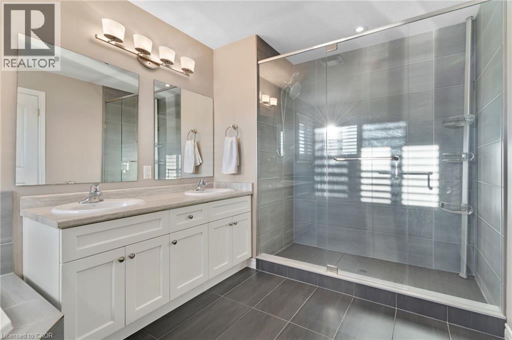 213 LADYSLIPPER Drive - Image 33