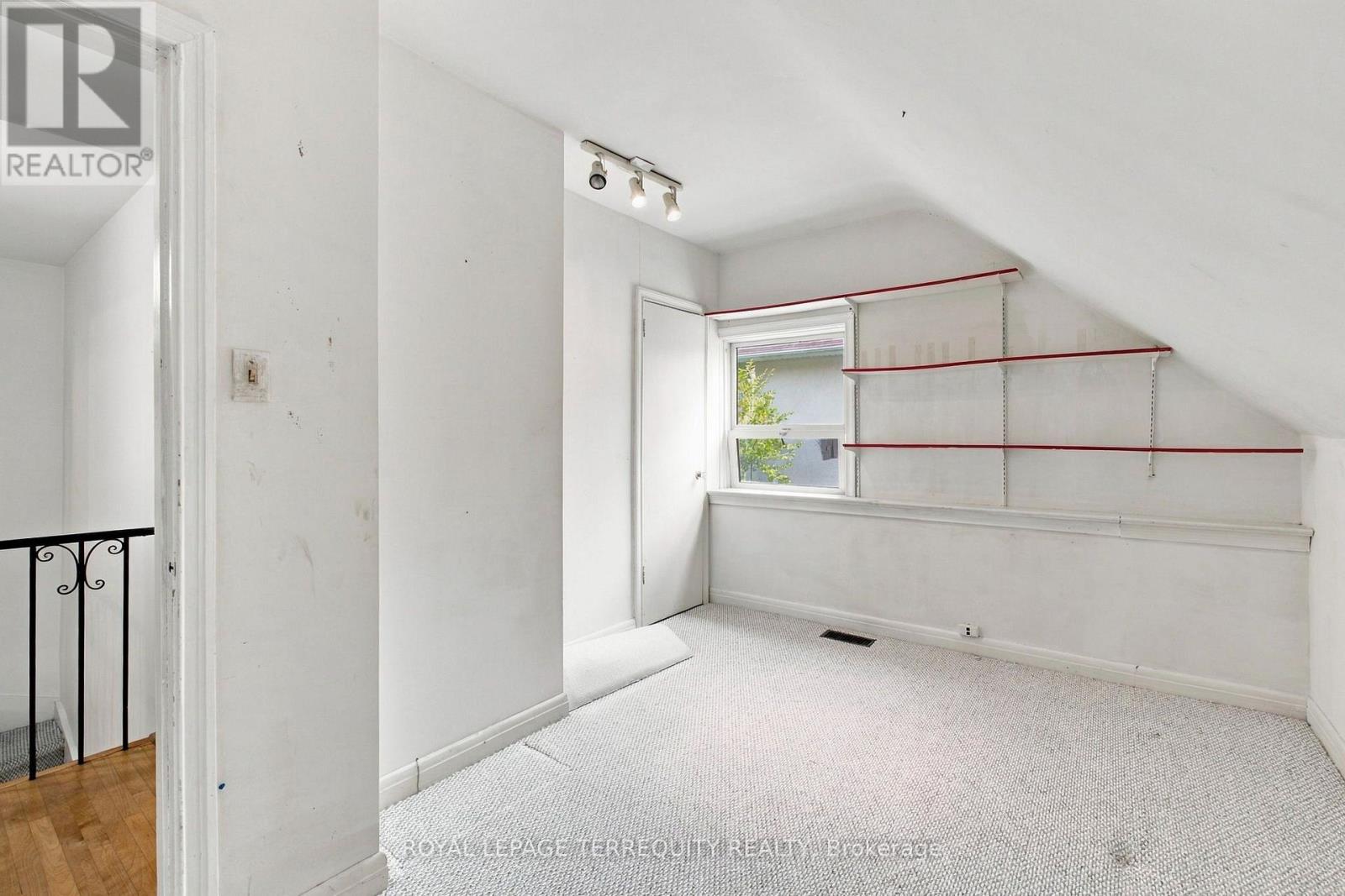 102 ANNDALE DRIVE - 19