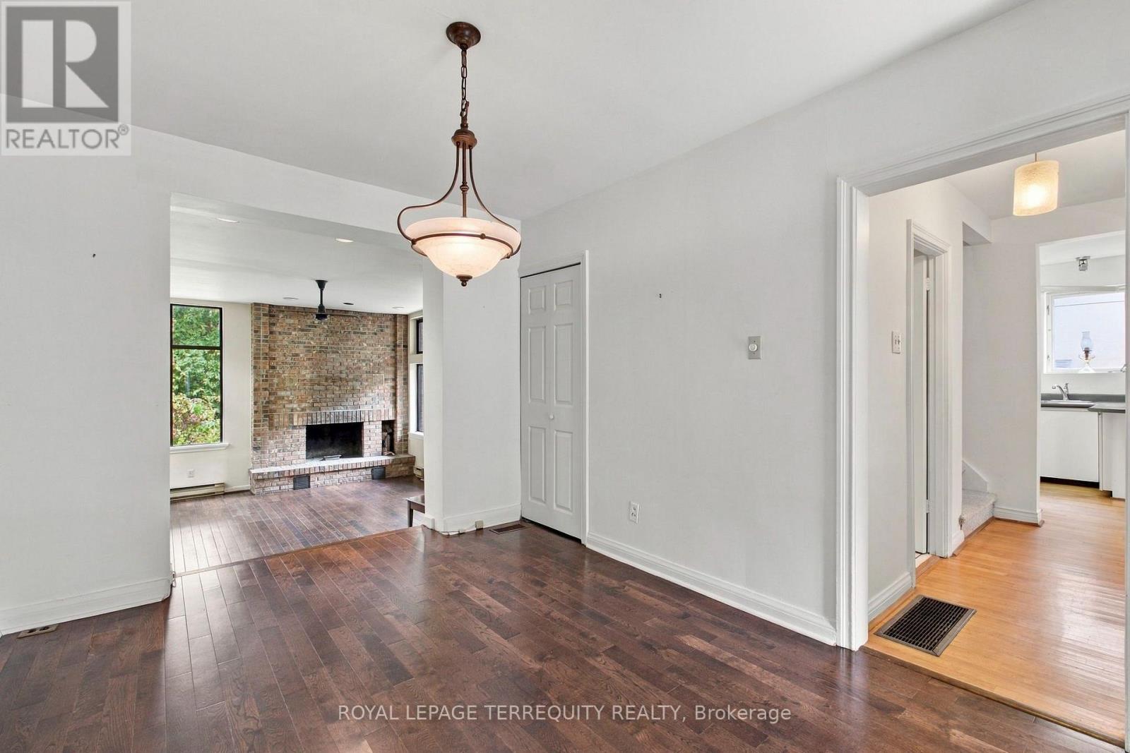 102 Anndale photo 5