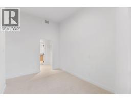 3071 Abbott Street, Kelowna, BC V1Y0P3 Photo 10