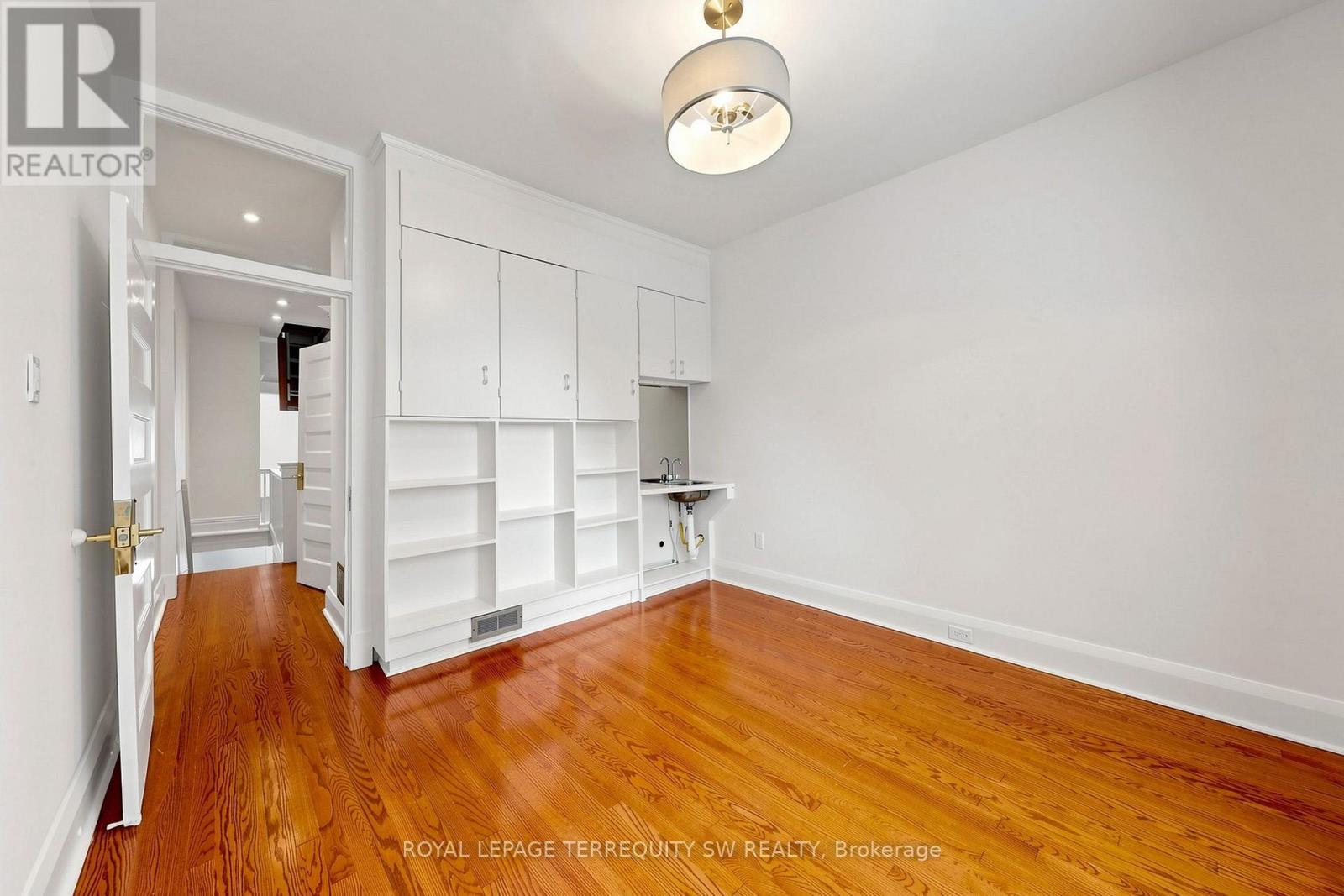 105 BARKER AVENUE - 15