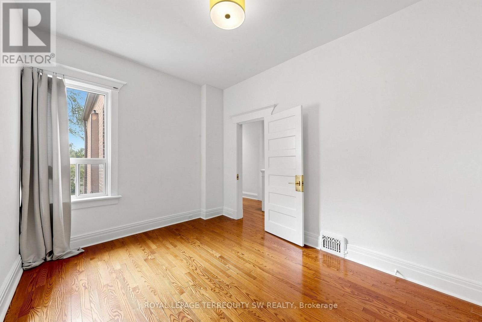 105 BARKER AVENUE - 16