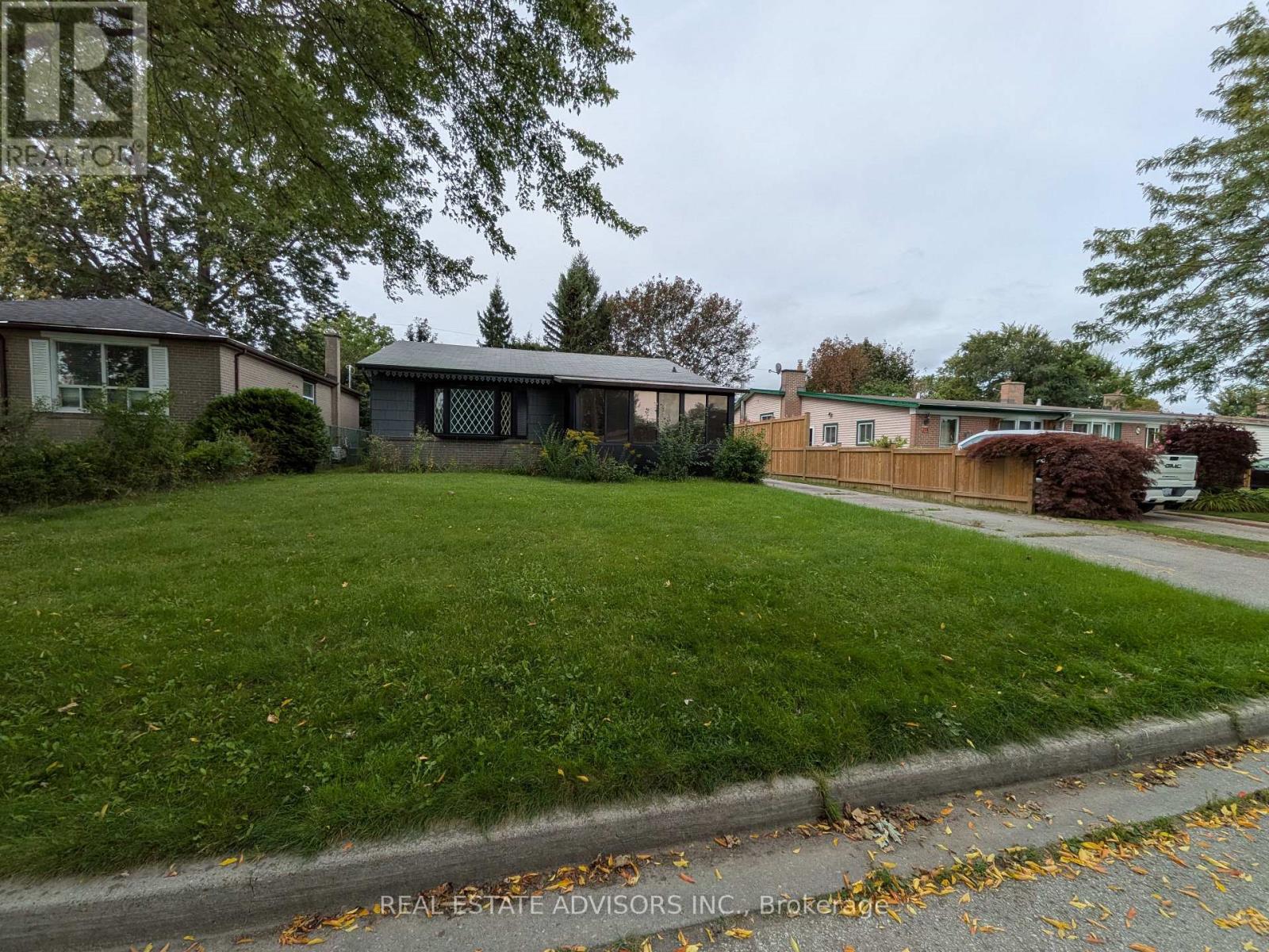 712 ANNLAND STREET - 1