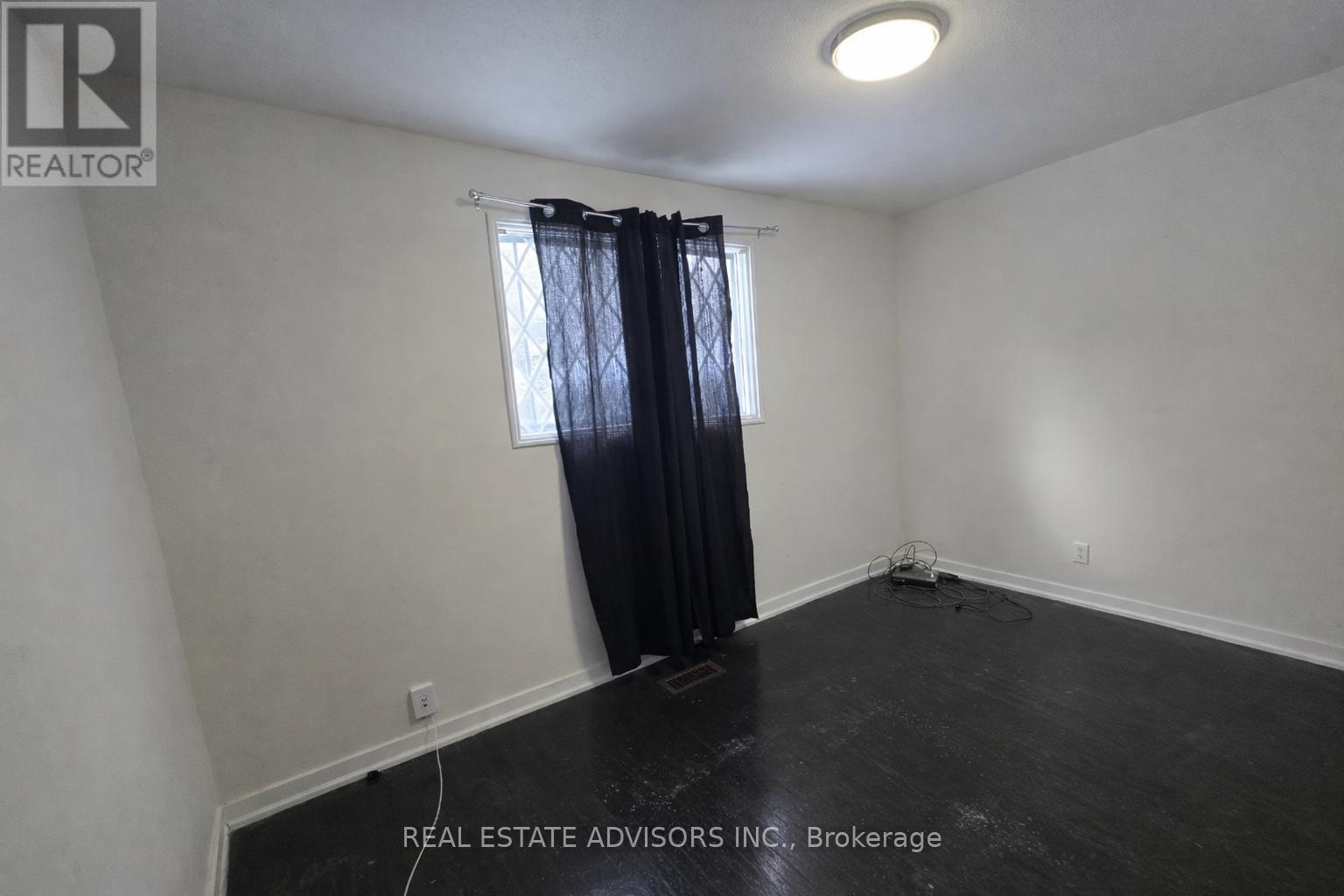 712 ANNLAND STREET - 5