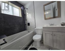 712 Annland Street, Pickering, ON L1W1B4 Photo 11