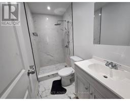 712 Annland Street, Pickering, ON L1W1B4 Photo 9