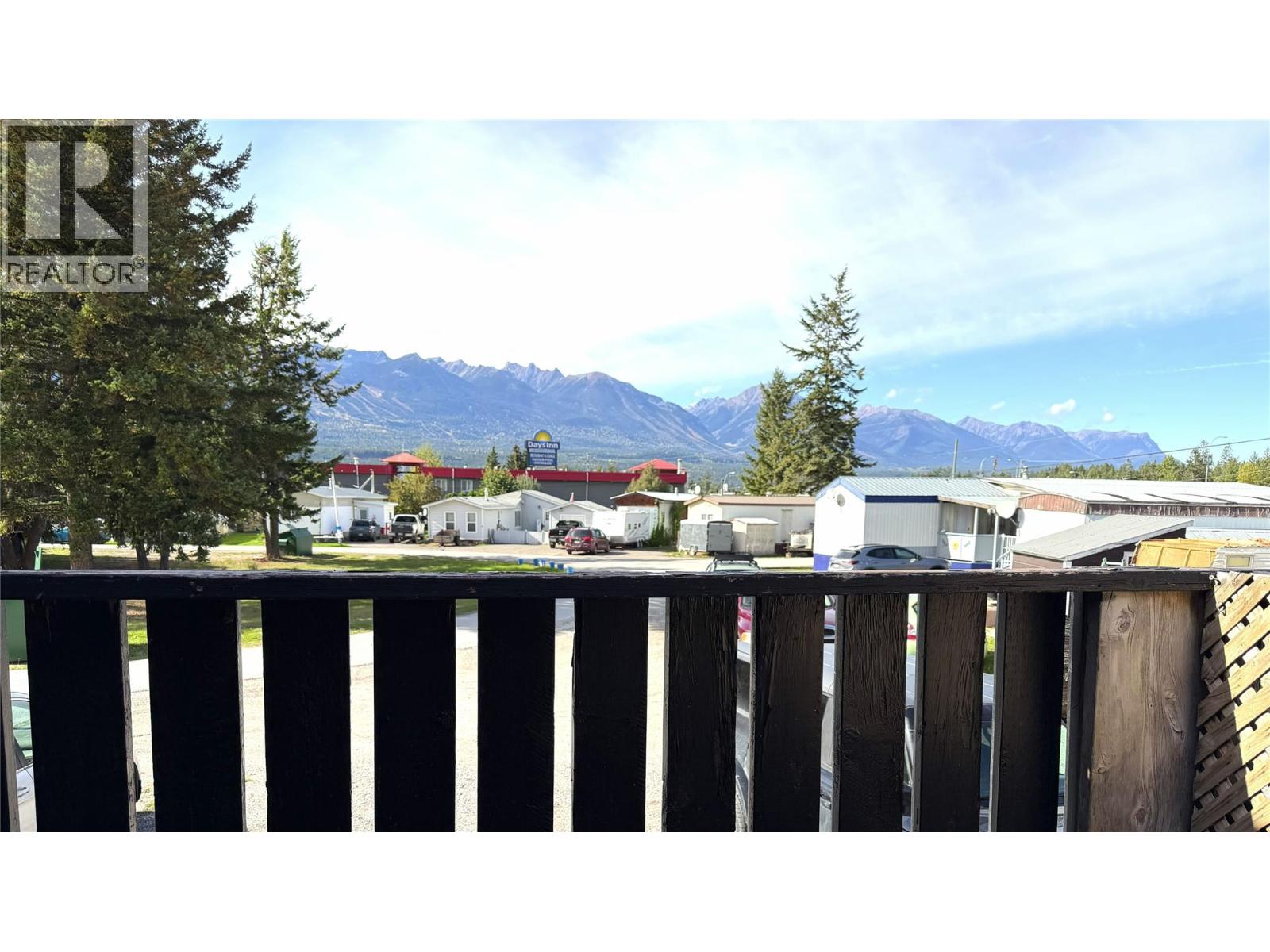 #20 1422 GOLDEN VIEW Road - 2