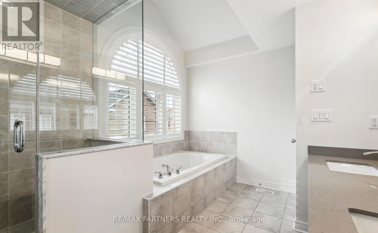 2 PORTIA STREET - 11