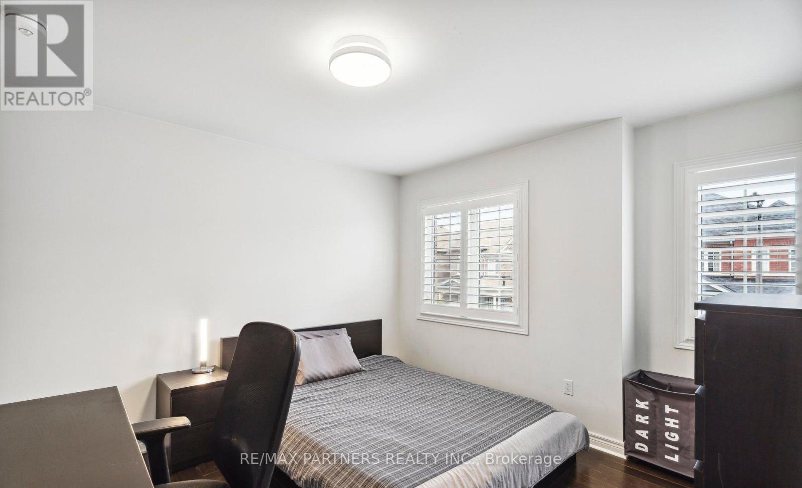 2 PORTIA STREET - 31