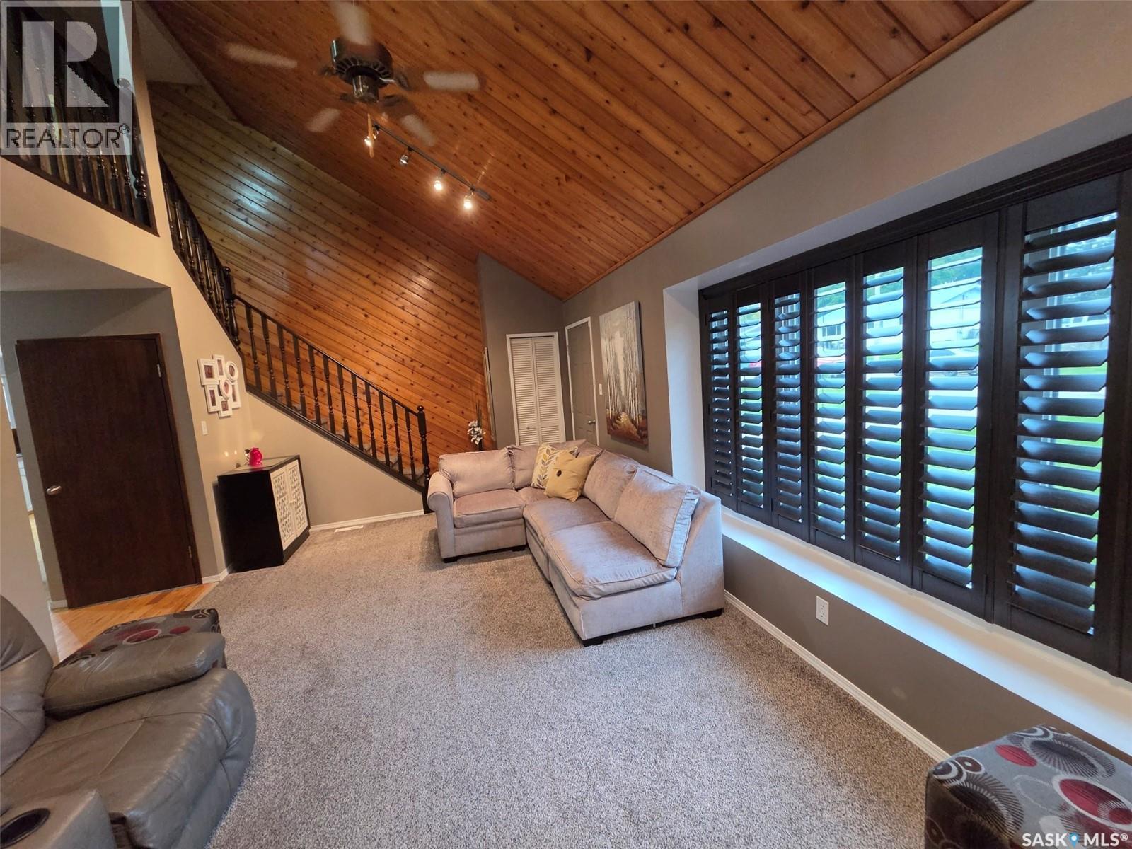 228 Railway AVENUE, Wawota — photo 11